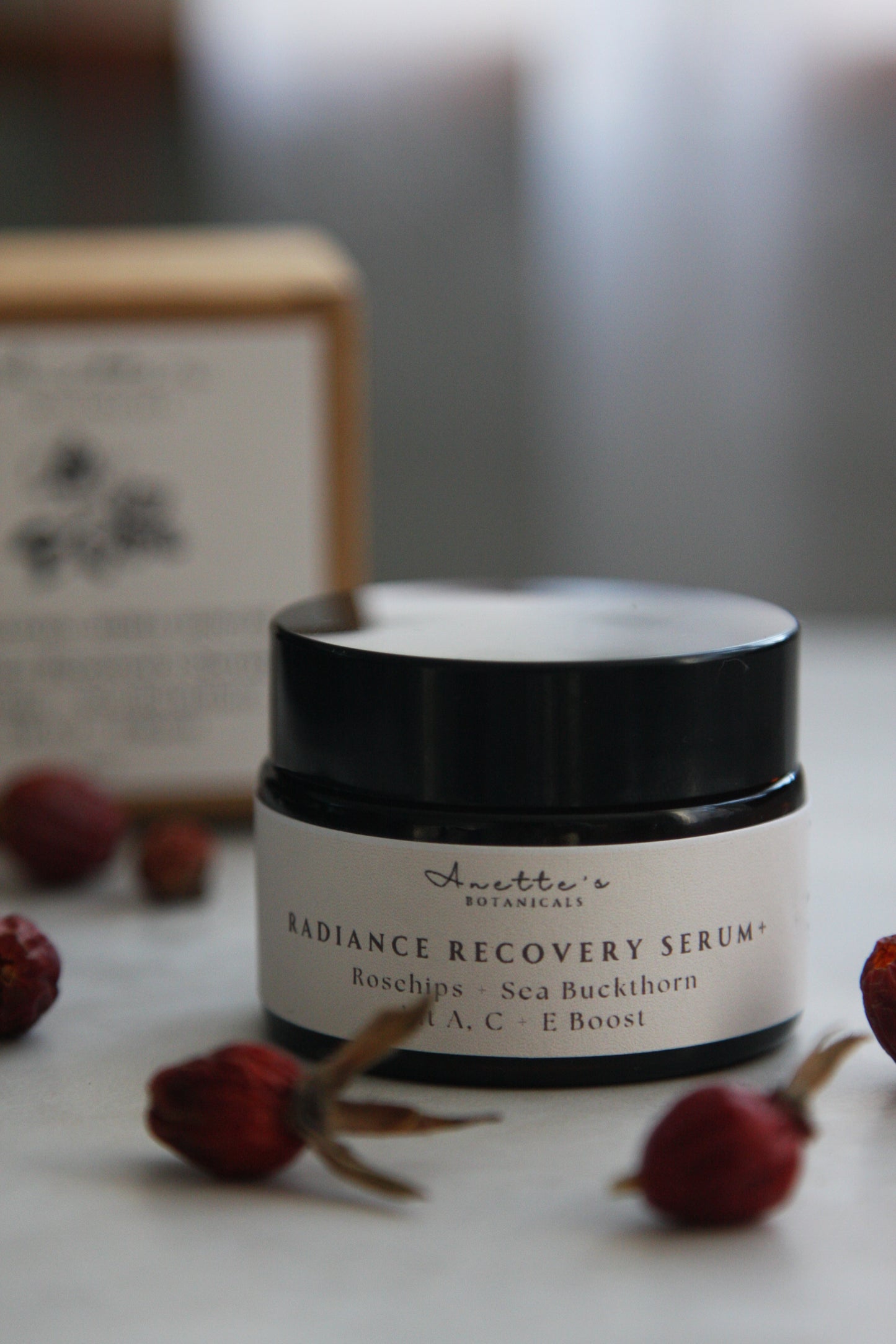 40+ Radiance Recovery Night Serum-Cream: Vit A, C + E Boost